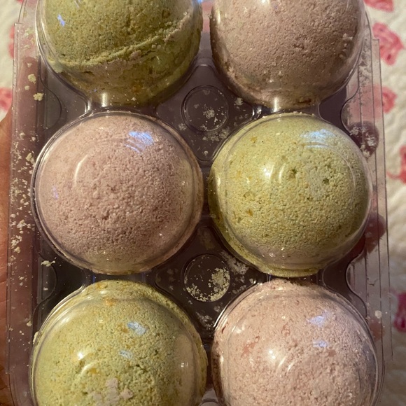 Froth Bomb Set French Lavender & Honey Chamomile Bath Fizz and Bubble - Picture 5 of 7